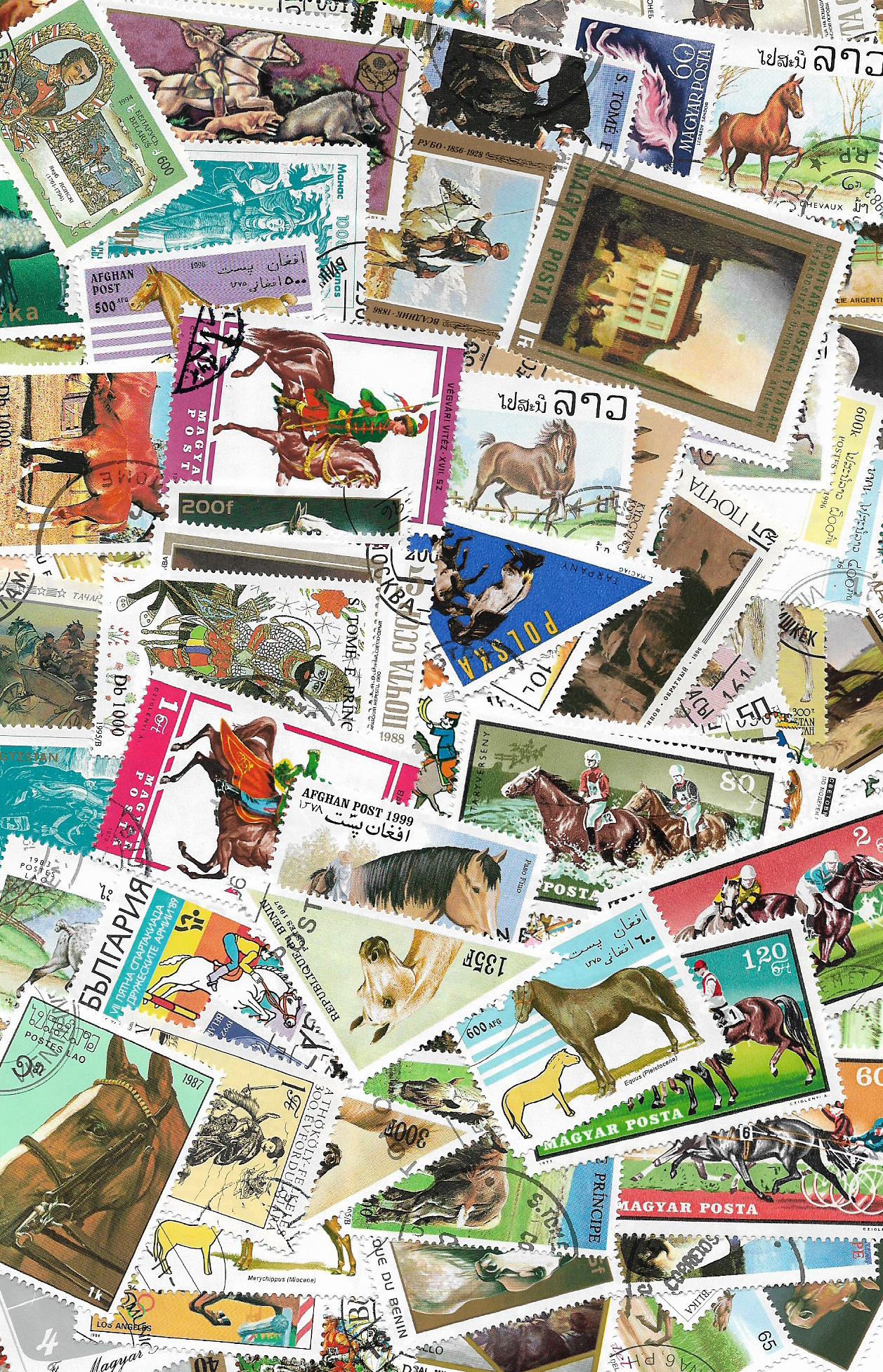Koně 25 různých poštovních známek
