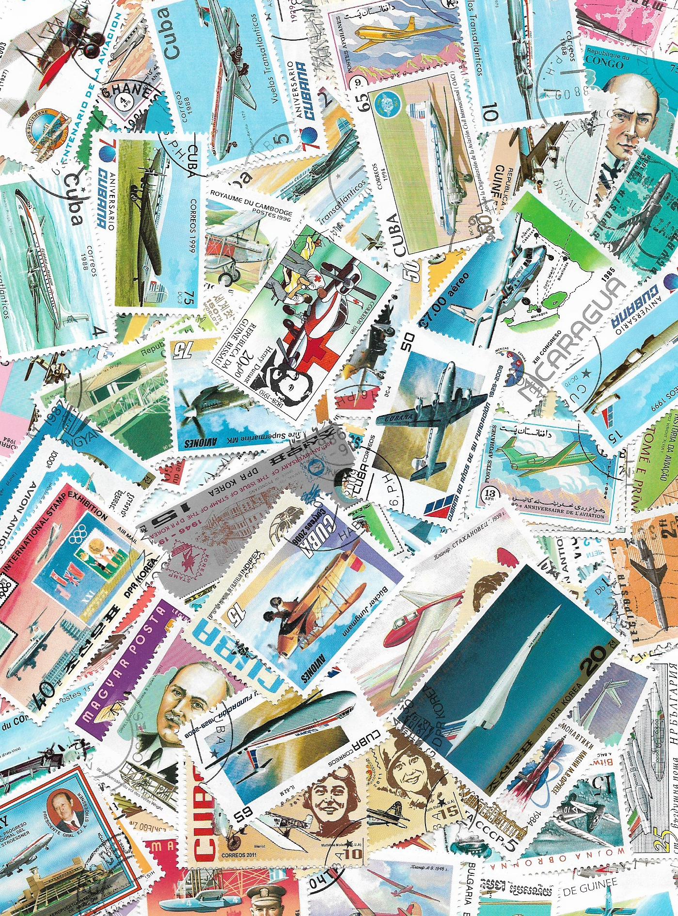 Letadla 25 různých poštovních známek