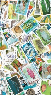 Ryby a vodní živočichové 50 různých poštovních známek